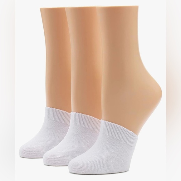 2 Pair -  HUE Toe Topper Socks White One Size - Picture 1 of 5